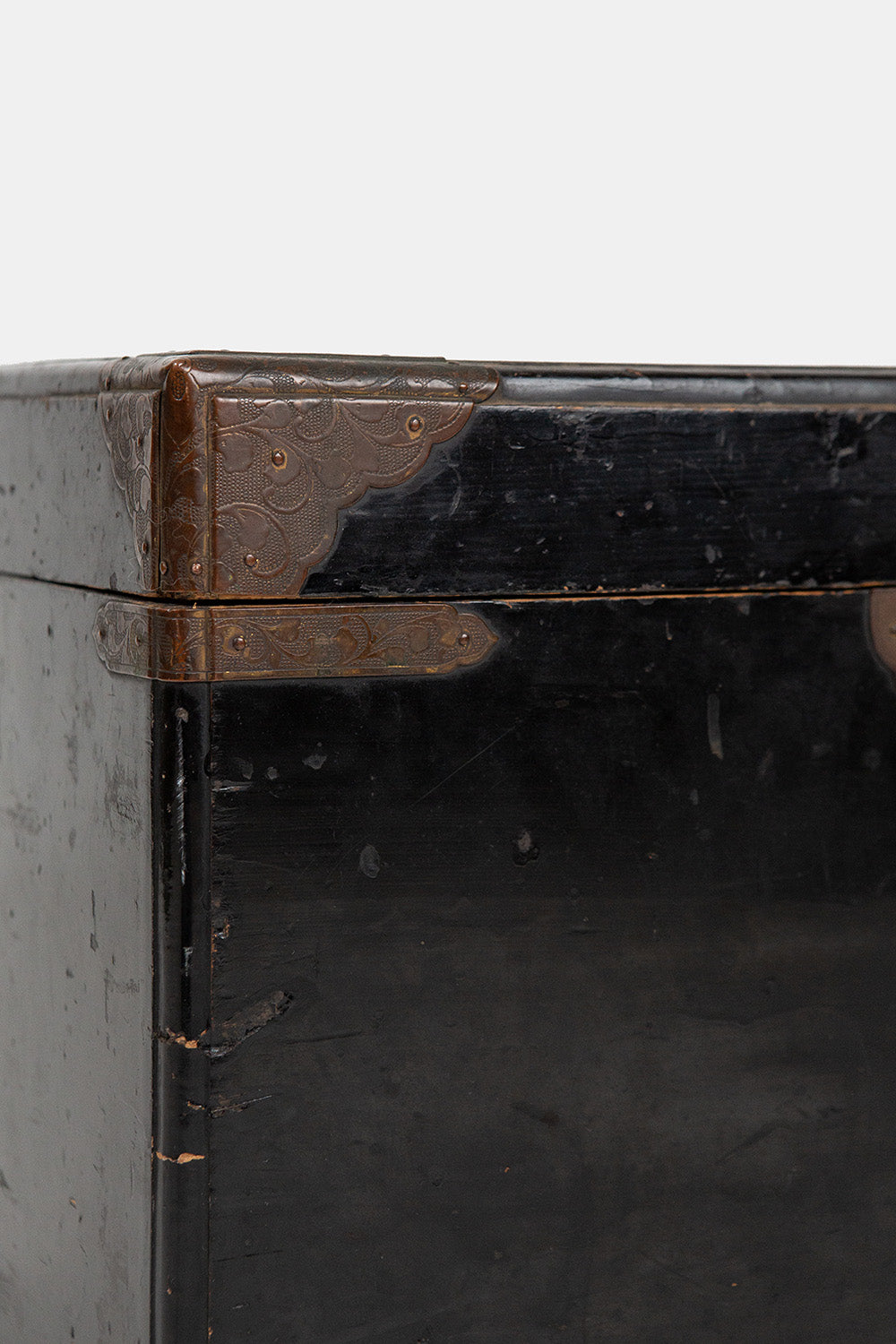 Late 18th Century Japanese Kimono Trunk