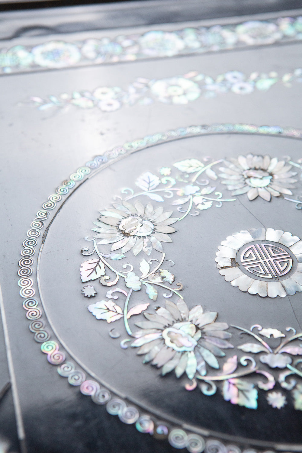 Mother Of Pearl Inlay and Lacquer Folding Tray