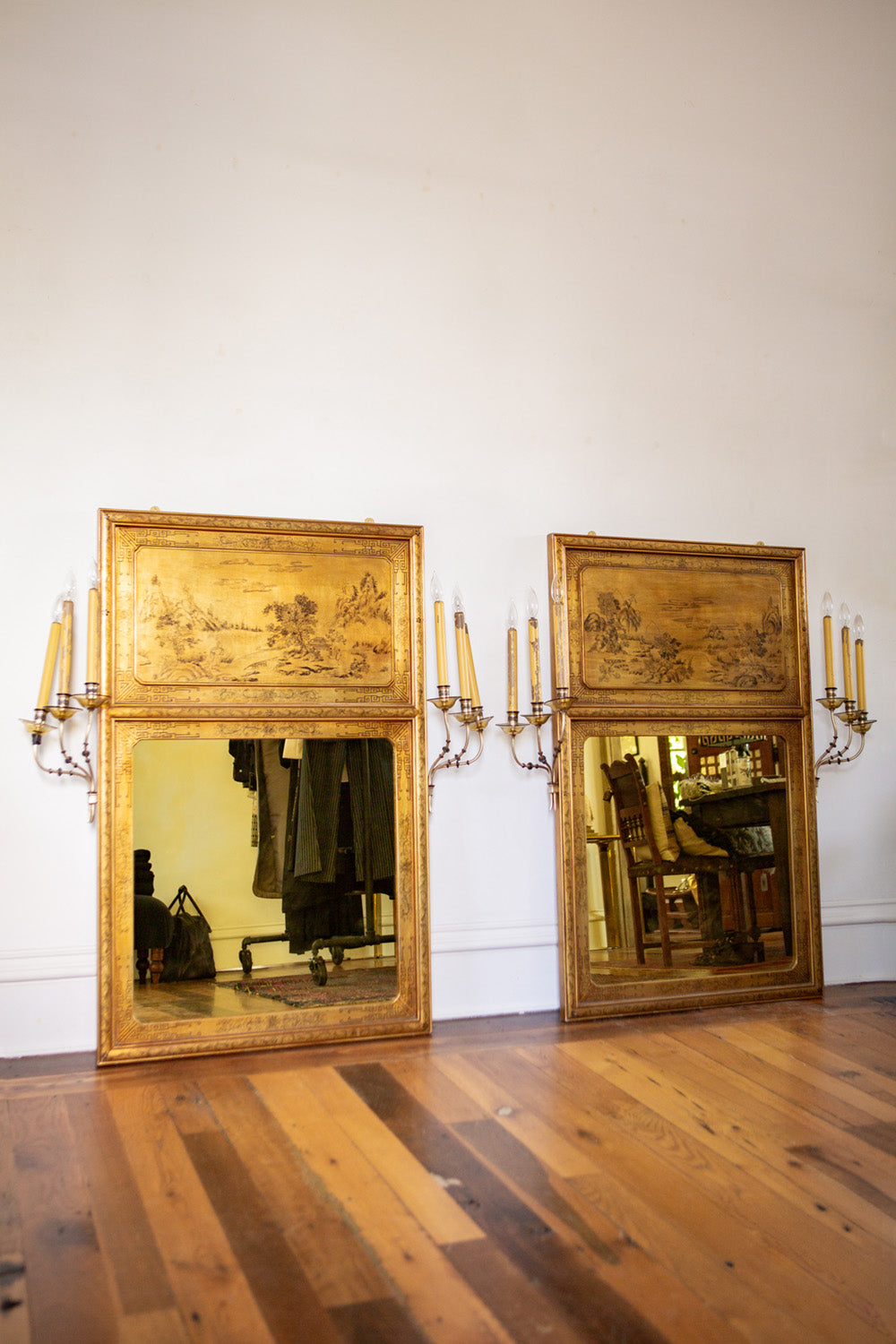 Pair of Italian Chinoiserie Giltwood Girandole Trumeau Mirrors
