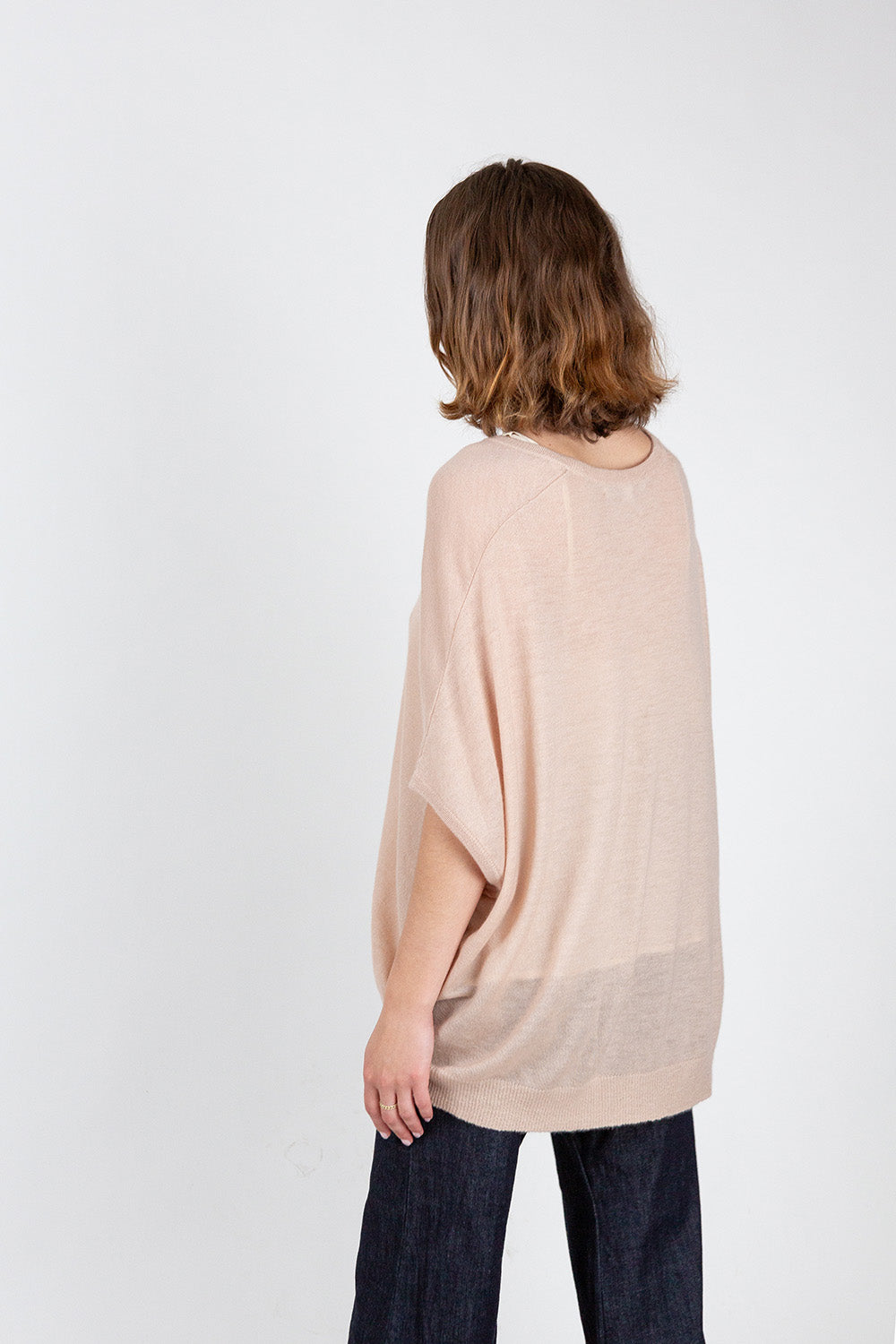 Cashmere V-Neck Cocoon Sweater In Fawn