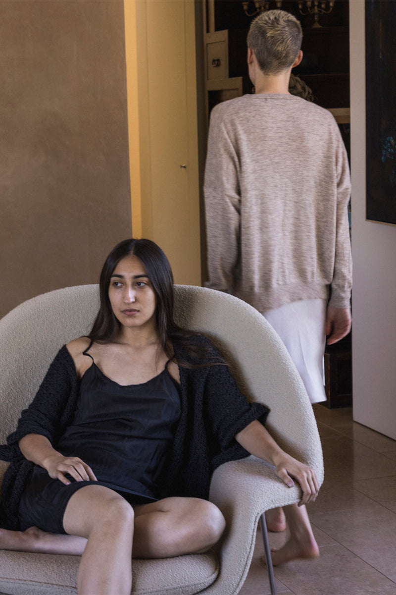 Alpaca V Neck Pullover in Dust
