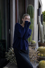 Alpaca V Neck Pullover in Midnight