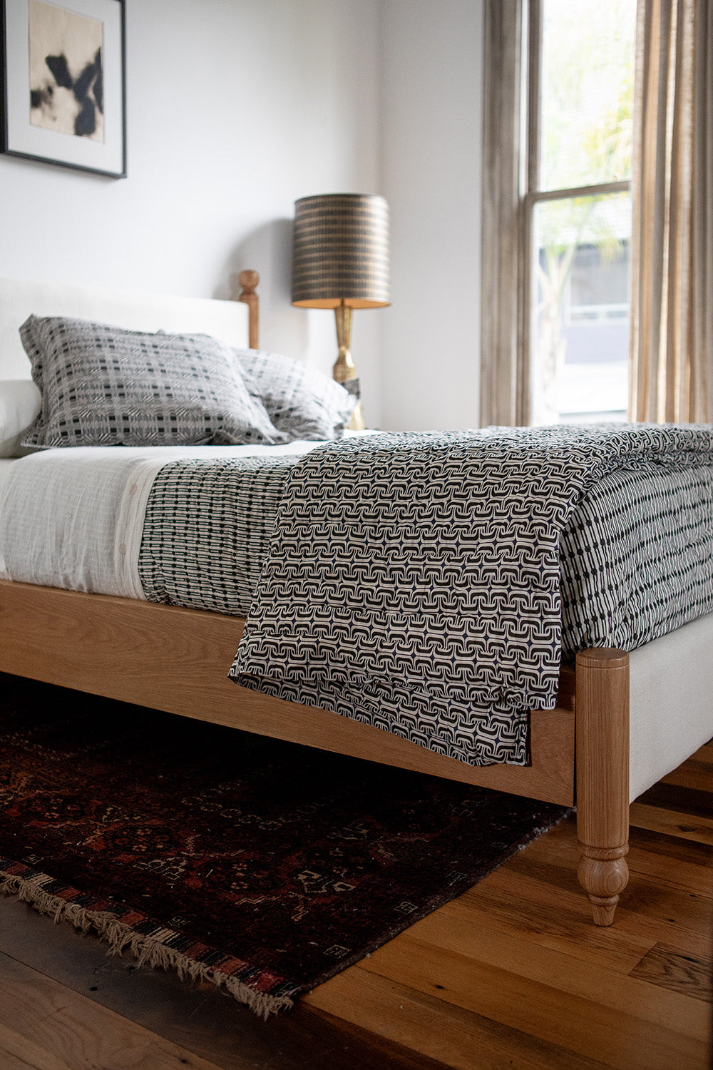Yves Bed