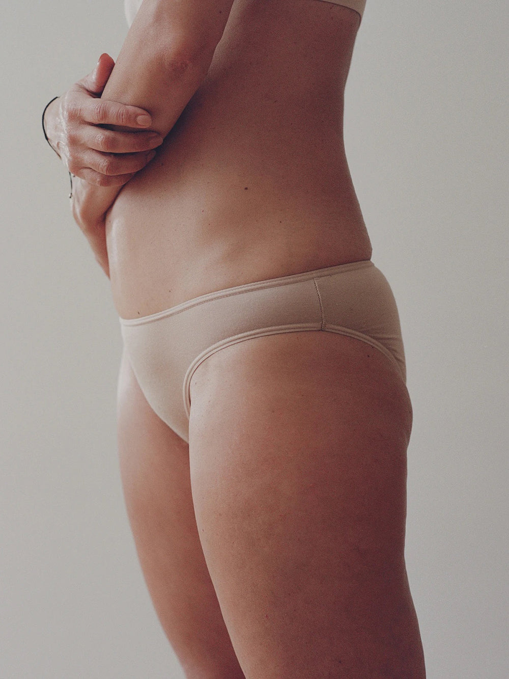 w*x様 【未使用】Baserange bra pants セット サイズm Baserange Bell Pants in Haptic