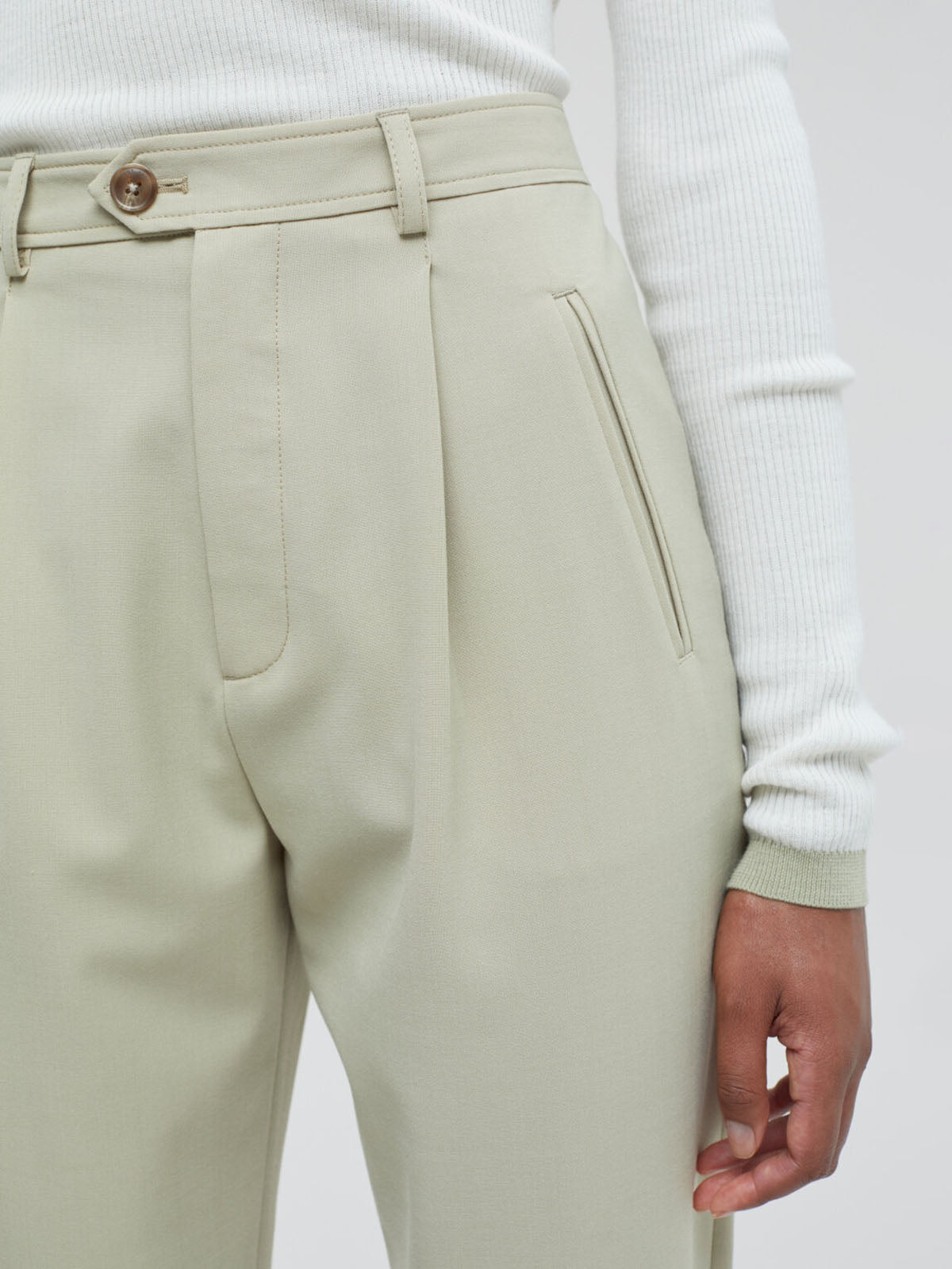 Closed Arlo Pant in New Jade