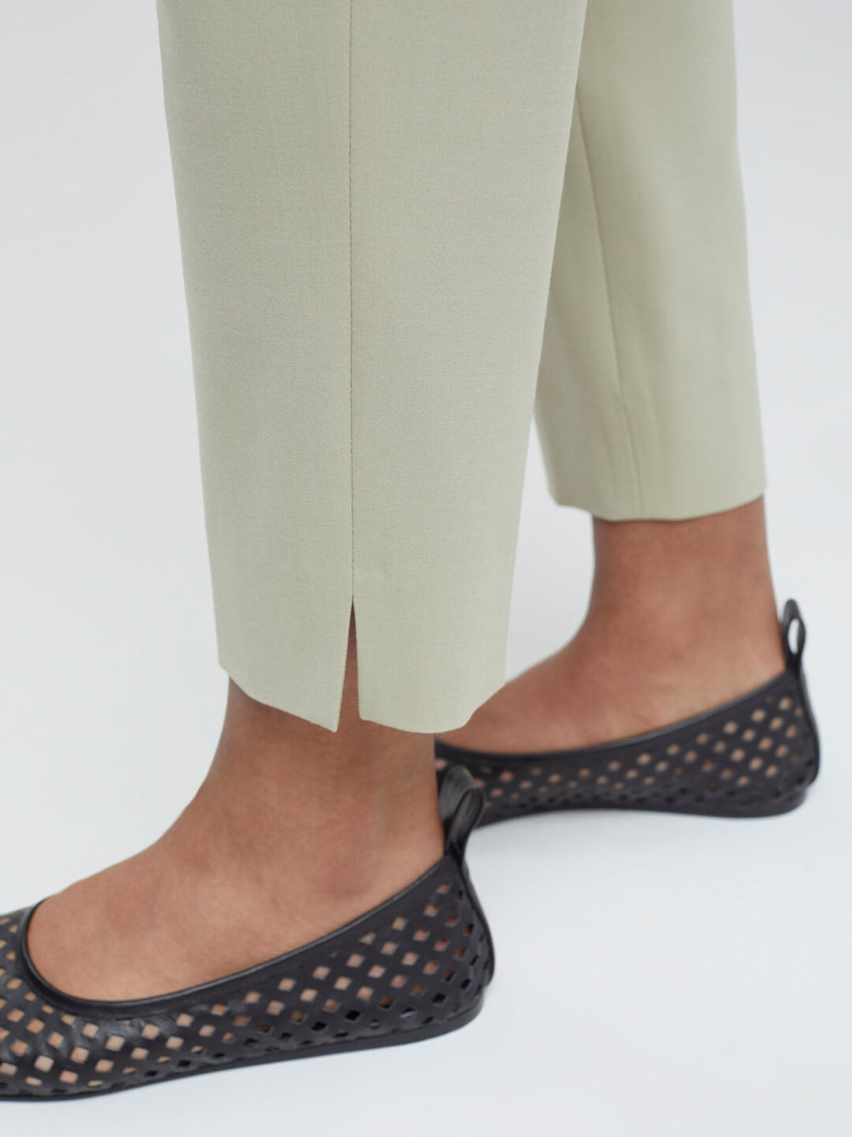 Closed Arlo Pant in New Jade