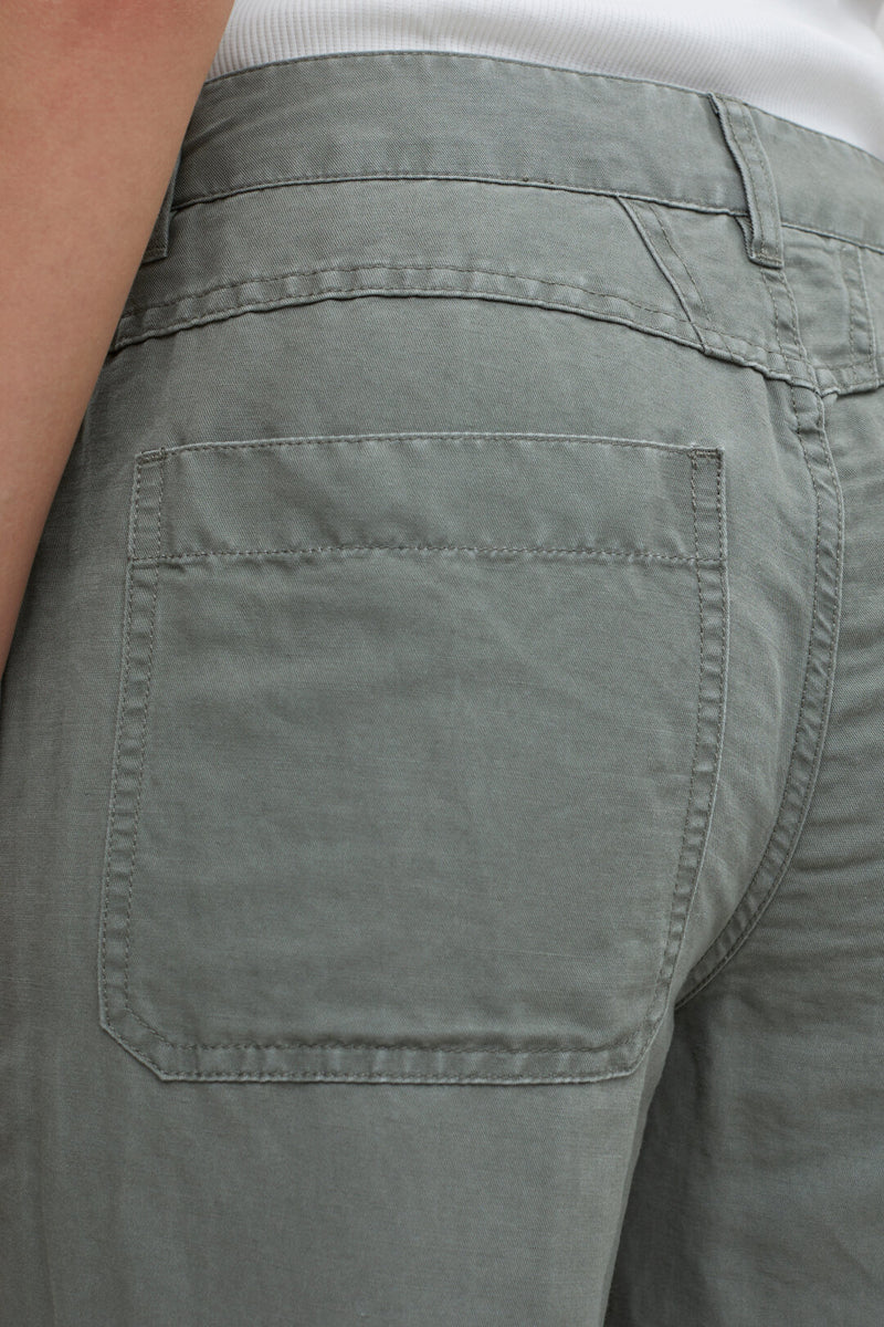 Closed Abe Pants in Dried Basil