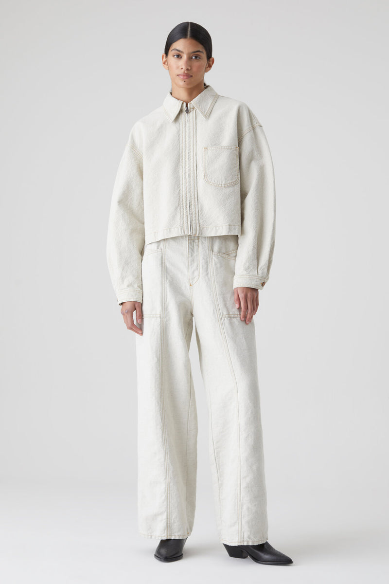 Closed Cropped Zip Jacket in Creme