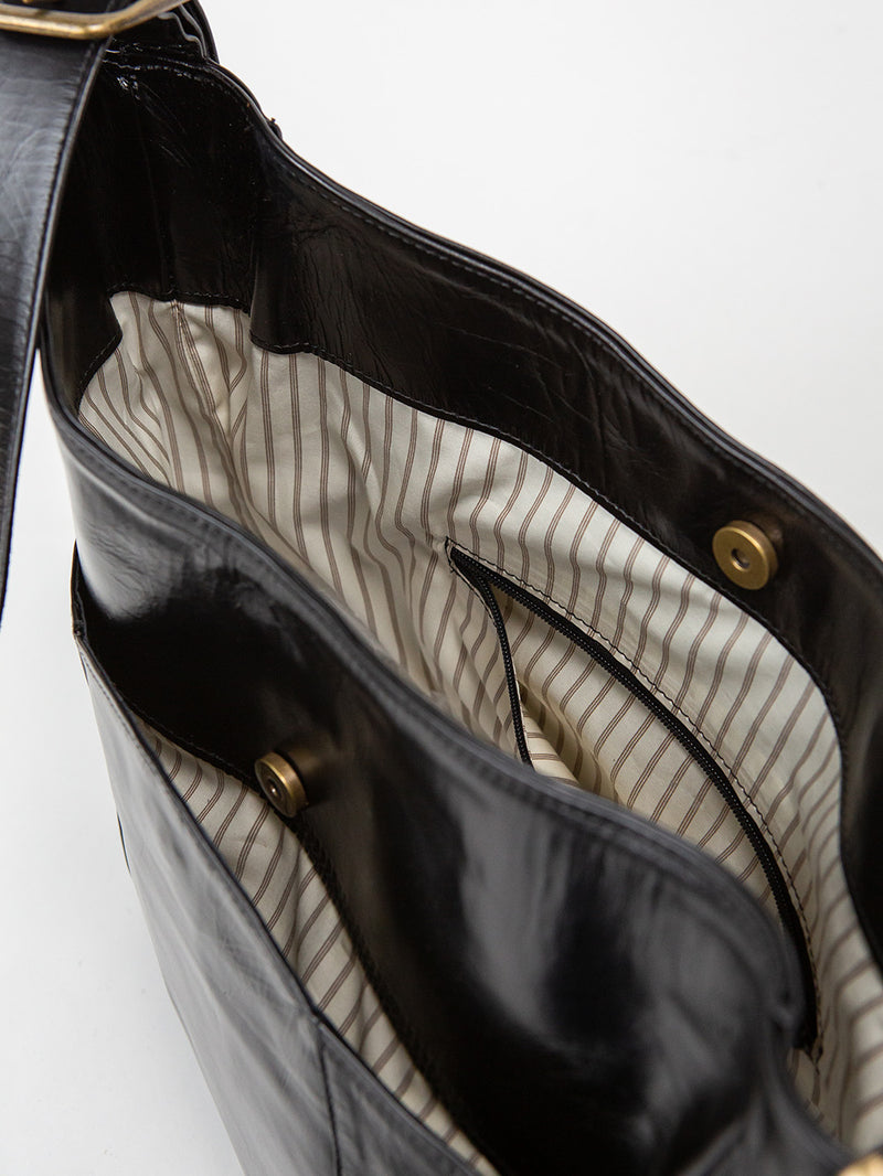 Elio Leather Buckle Bag in Black