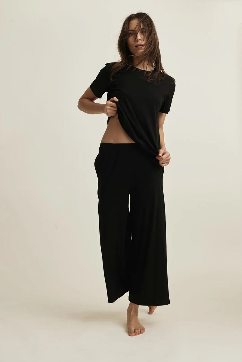Skin Carine Tee in Black