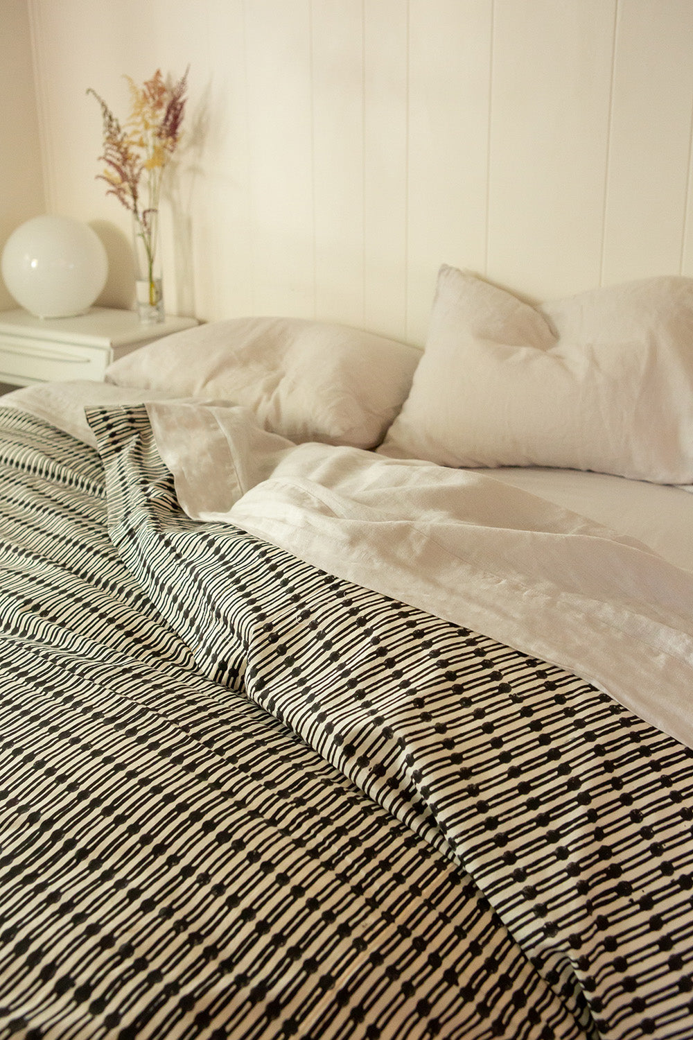 Cotton Duvet Cover In Natural And Black Jacobsen