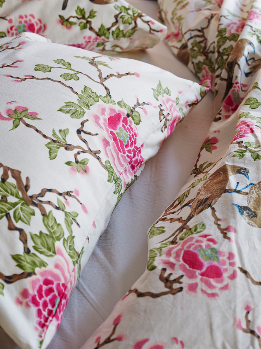 Lovebird Pillowcases in Natural