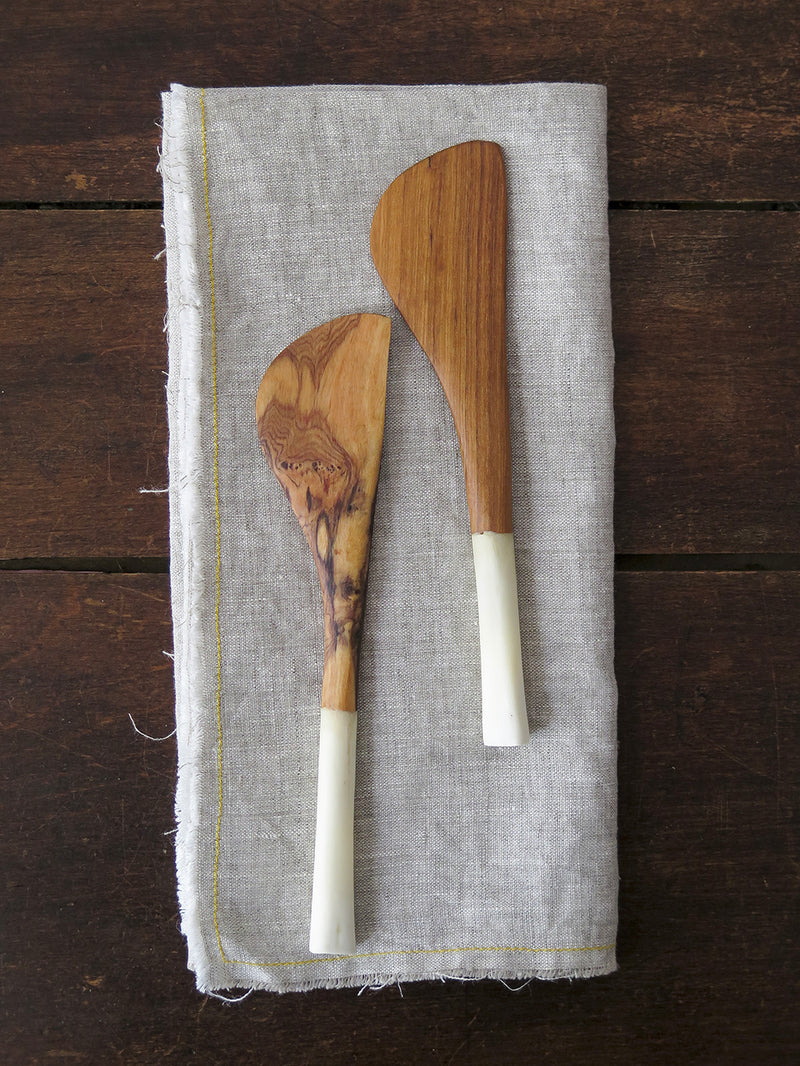Olivewood Butter Spreader with Bone Handle