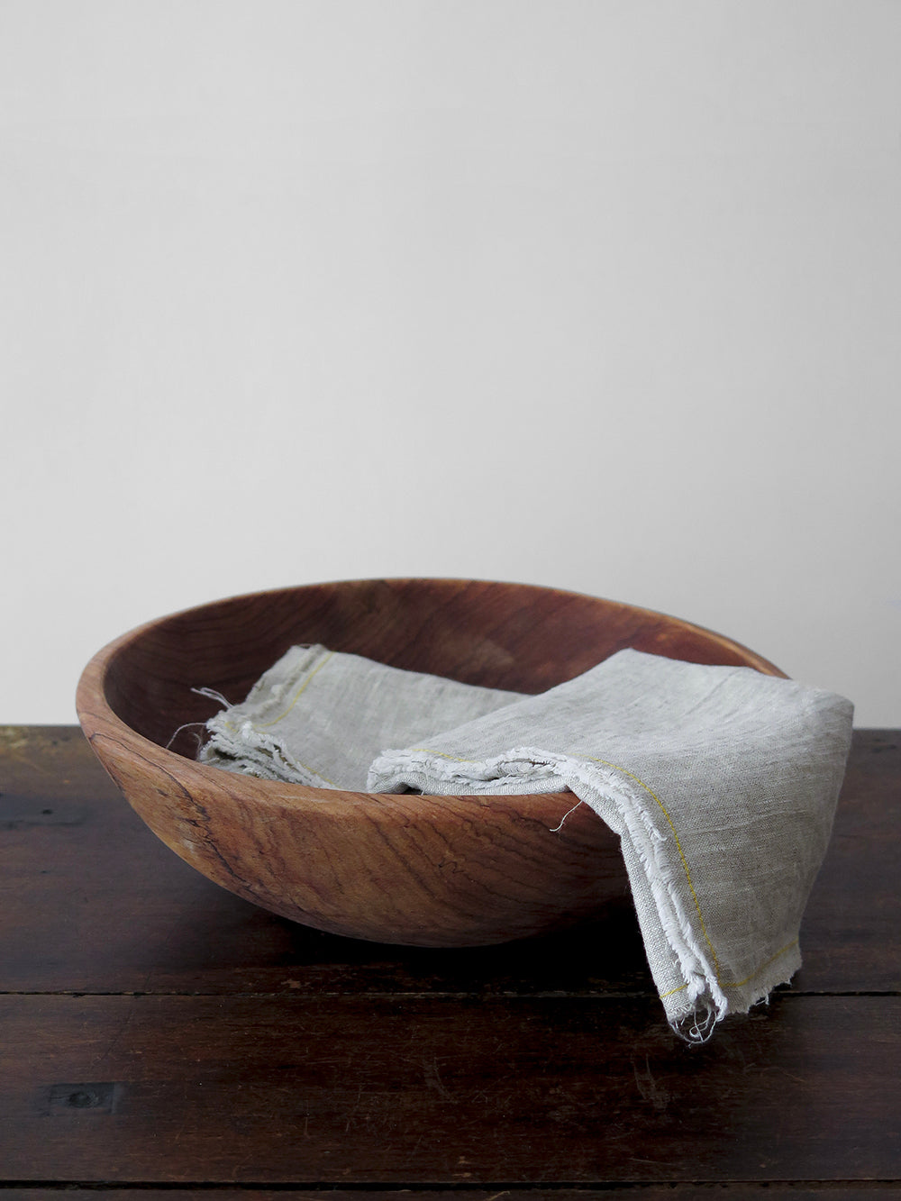 Small Olivewood Serving Bowl