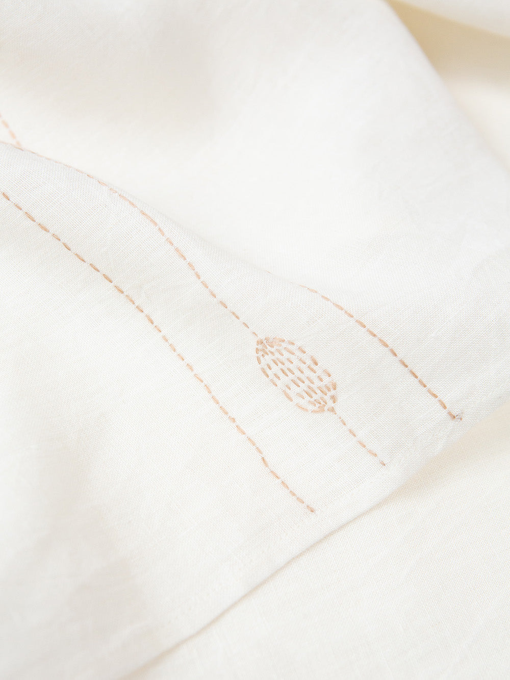 Square Totem Tablecloth in Hand-embroidered Soft White Linen