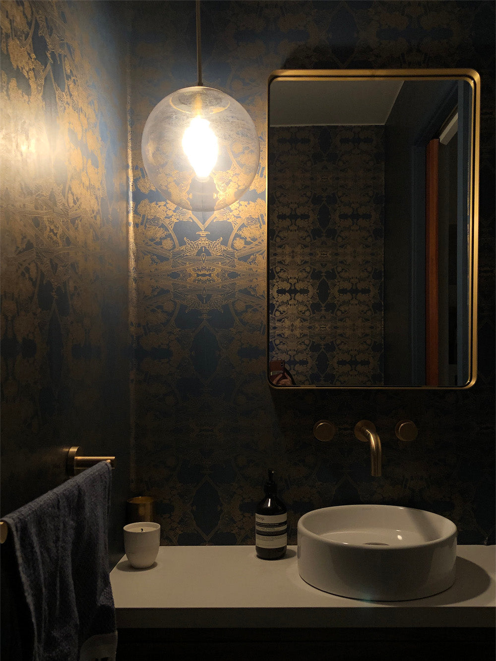 Botanicus Wallpaper in Navy/Gold