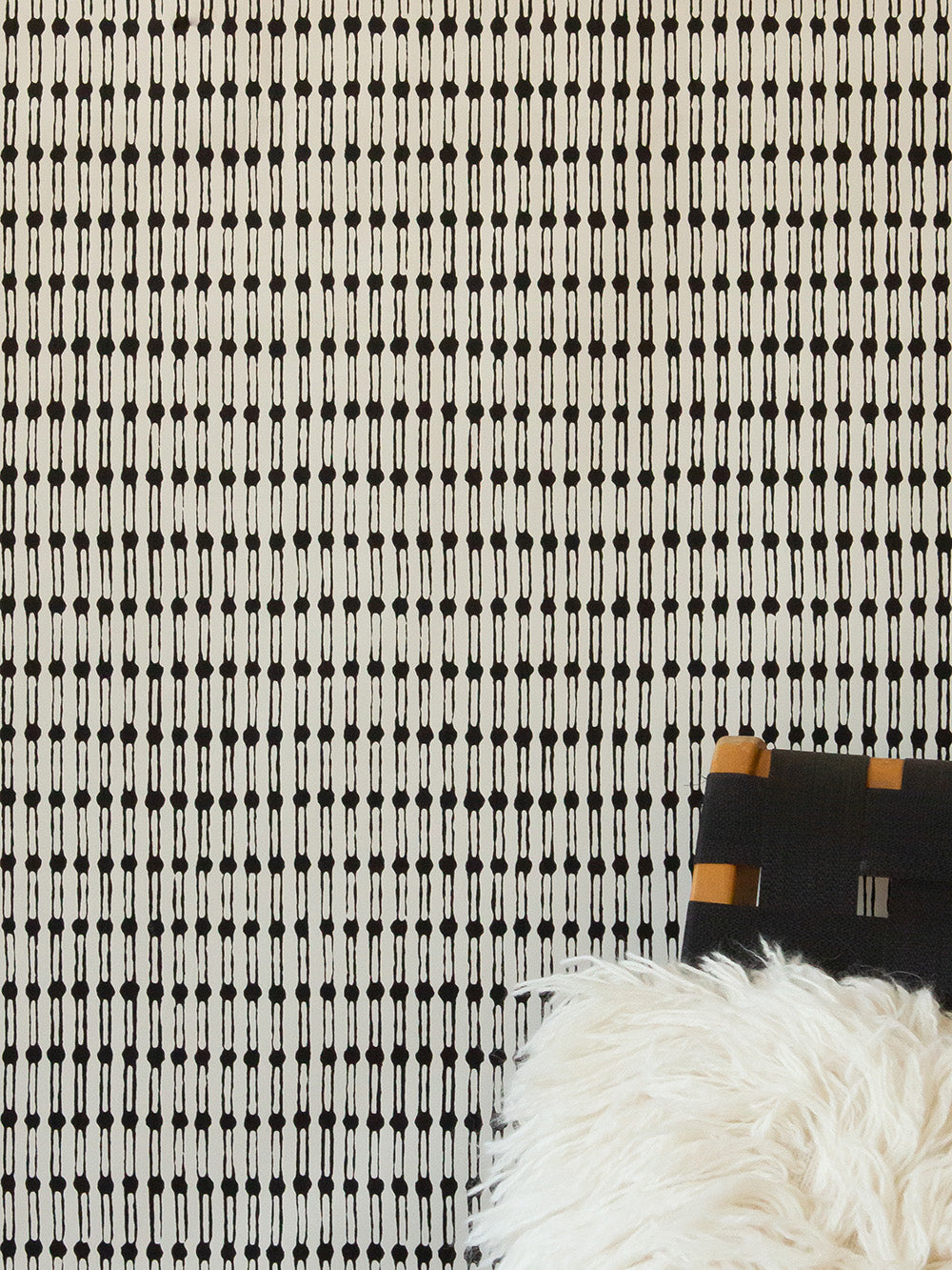 Sample - Jacobsen Wallpaper in Ivory/Ebony